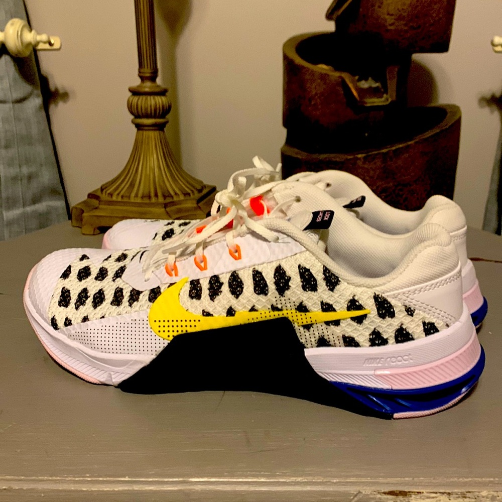 Nike metcon size 9 women’s